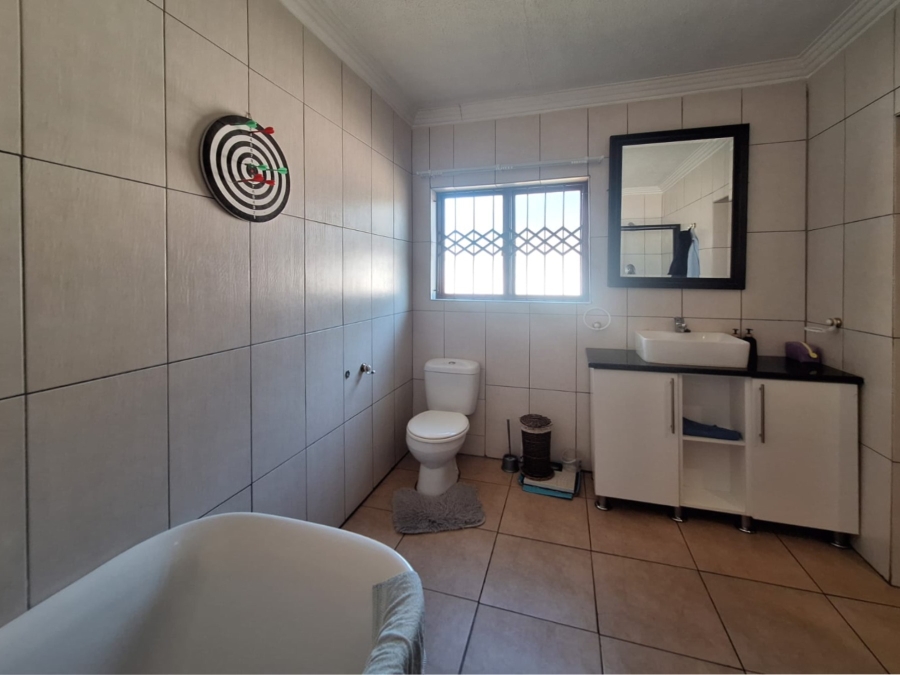 3 Bedroom Property for Sale in Melodie North West